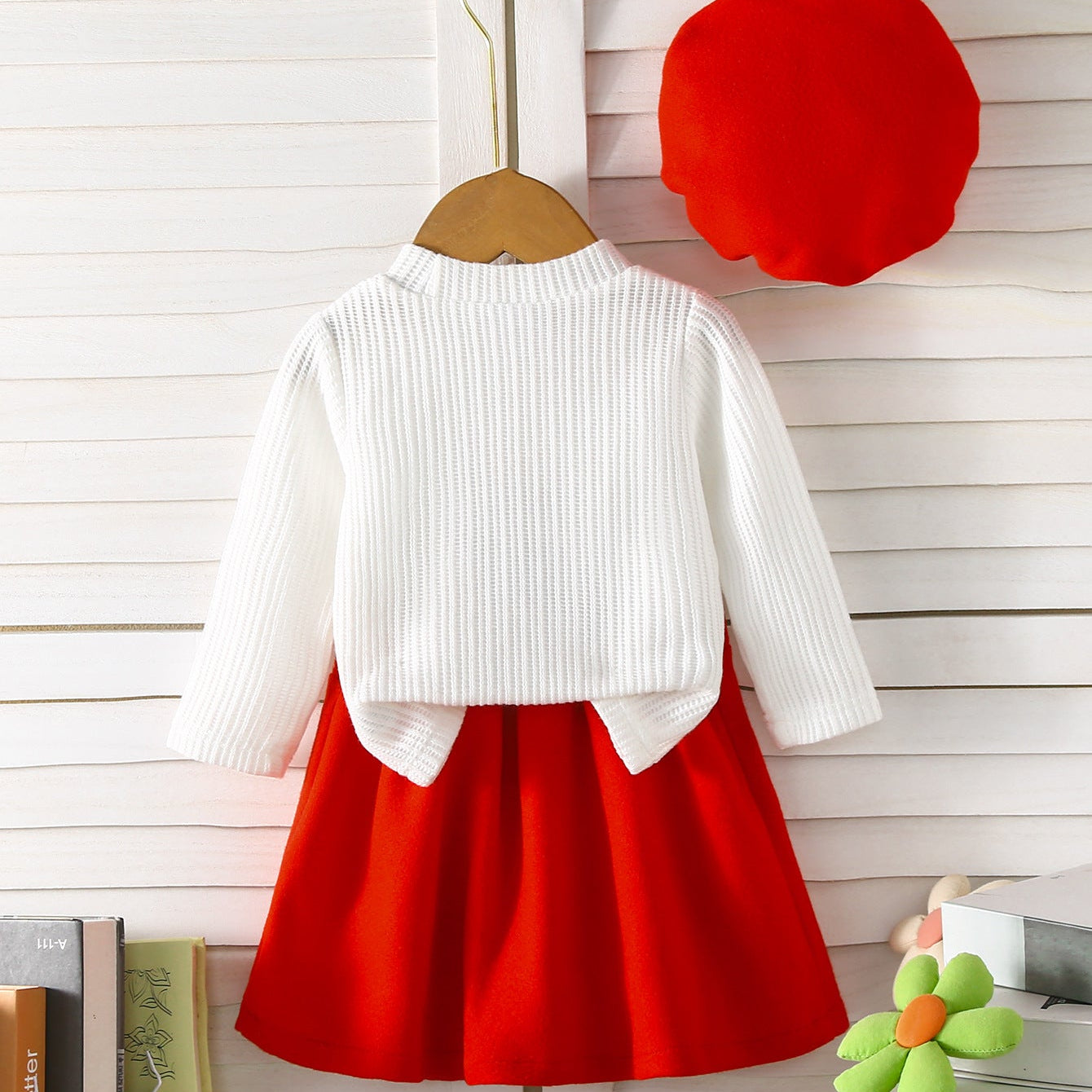 Boutique Girls’ Elegant Floral Pullover Top with Skirt and Beret – 3-Piece Designer Set