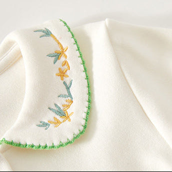 Girls Sweet Floral Embroidered Peter Pan Collar Long Sleeve Top